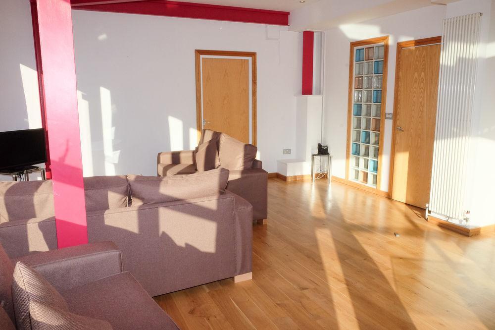 Access Farringdon * London