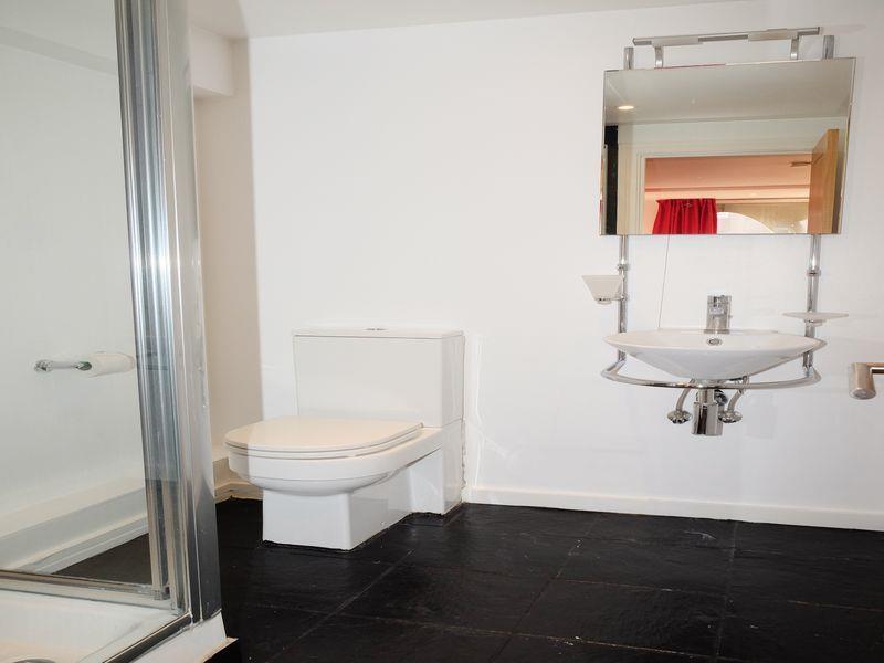 Access Farringdon * London