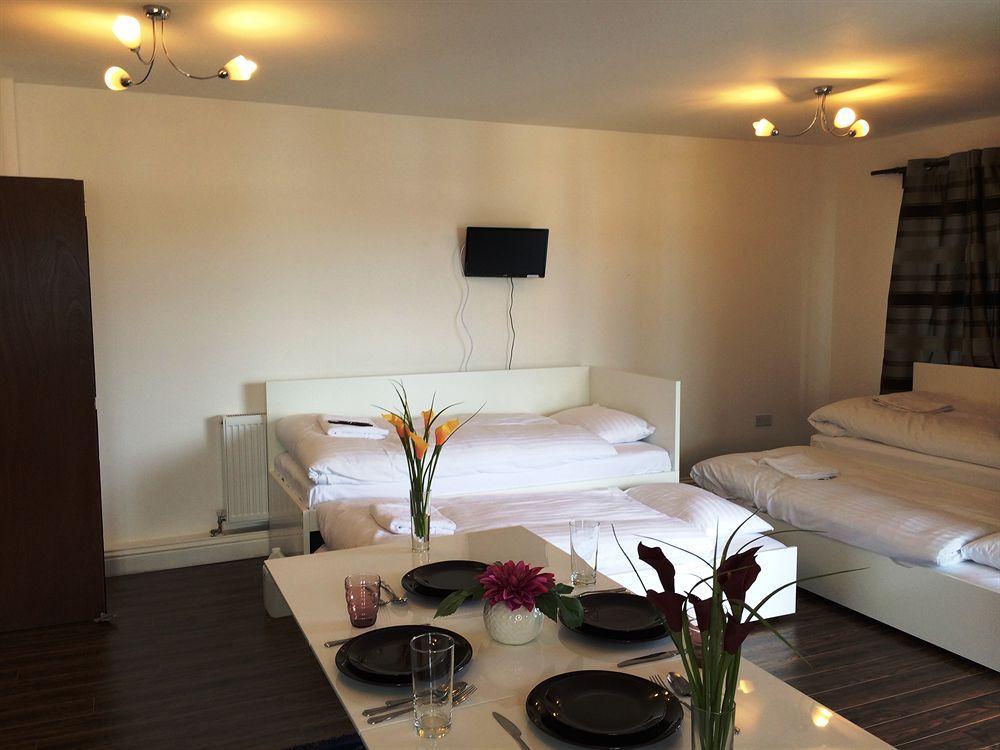 Globe City Apartment London