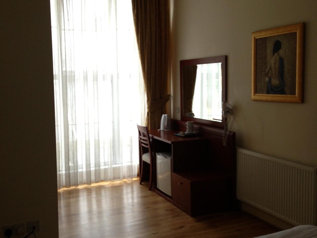 Camden Belmont 3* London