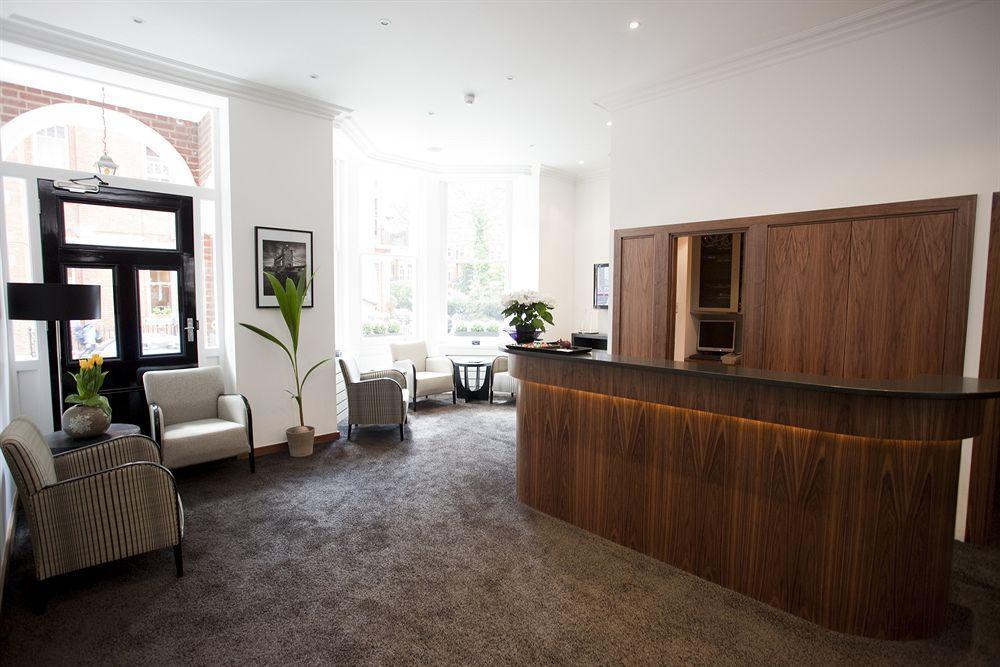 Presidential Kensington Aparthotel 4*