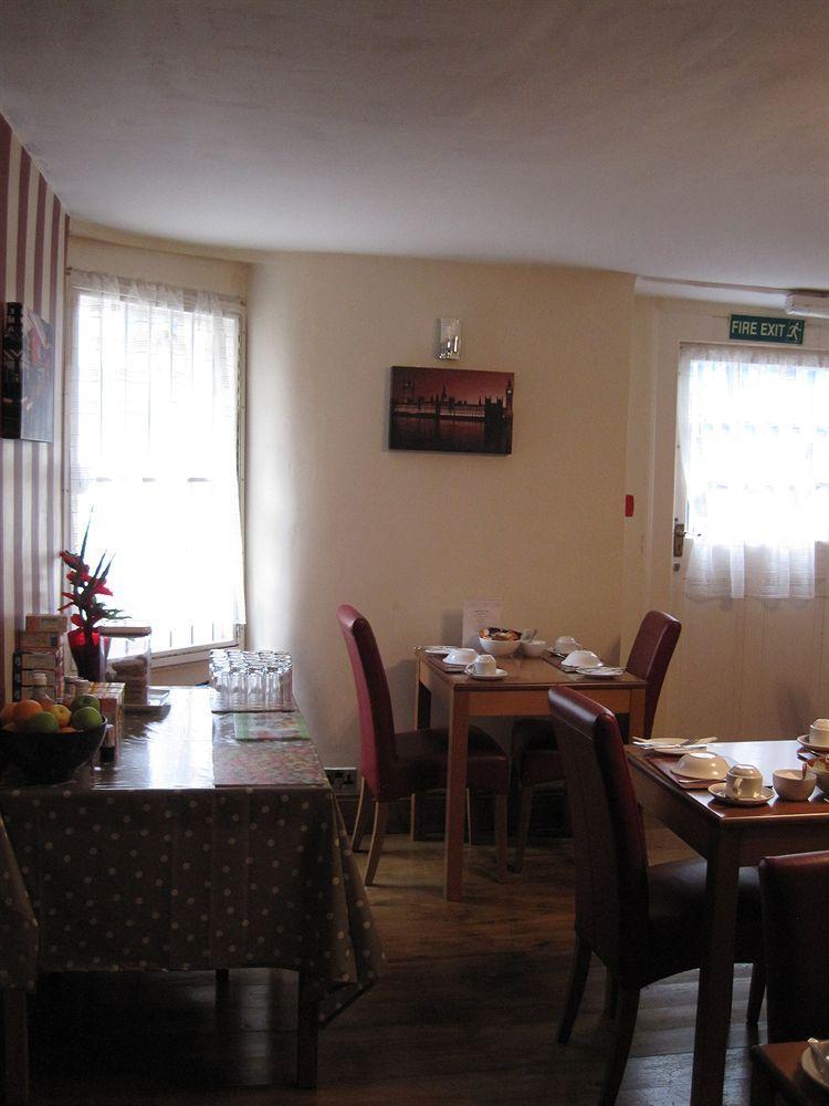 Leigh House Hotell