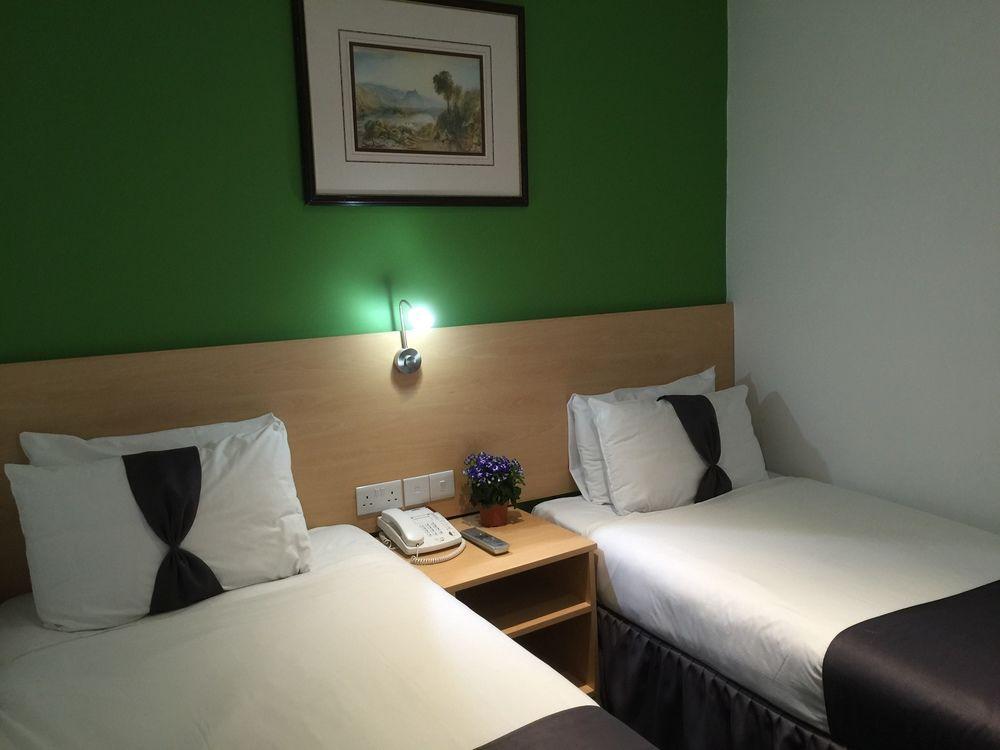 Clapham South Dudley Hotel London
