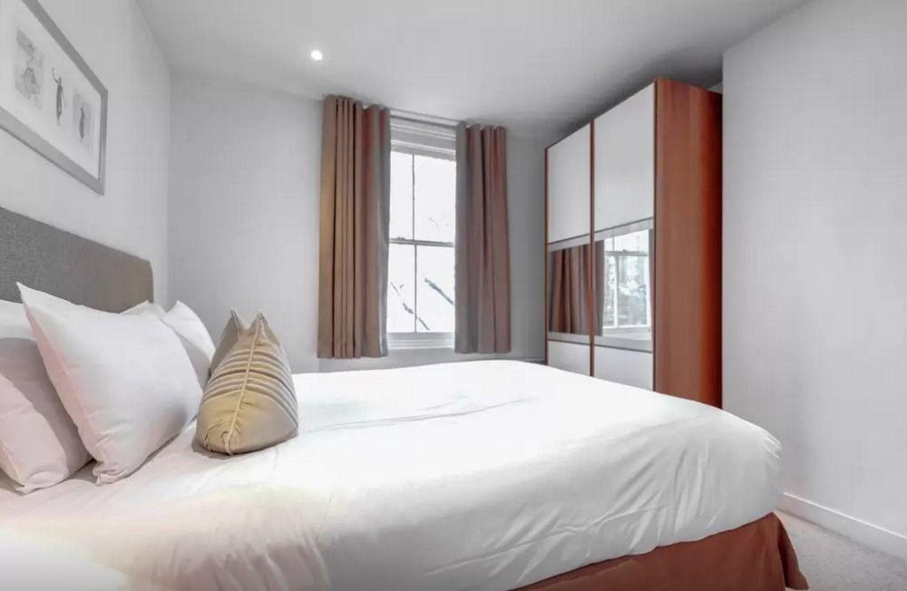 Princes Square Apartment