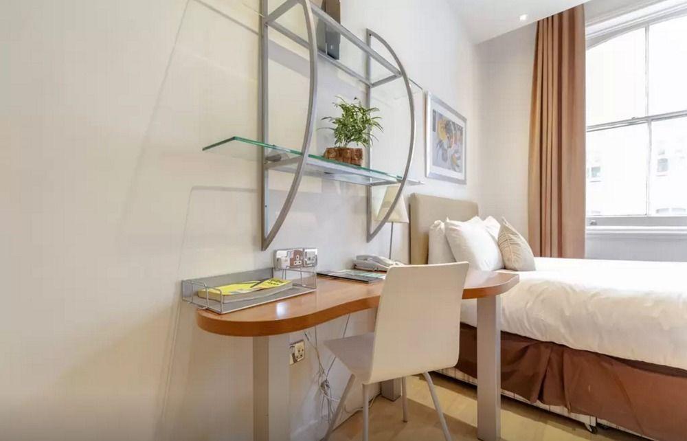 Princes Square Apartment *
