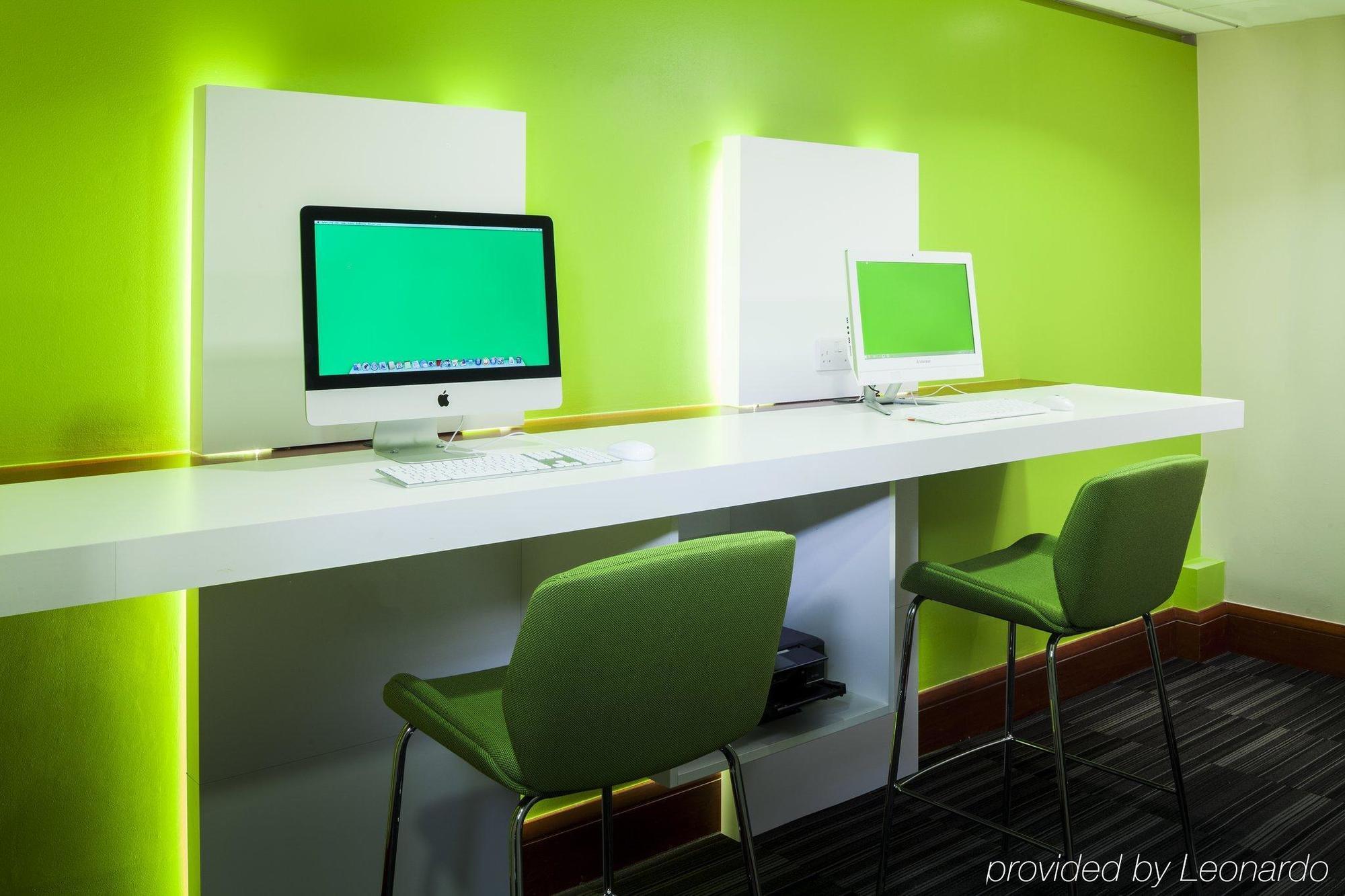 Kensington Forum, An Ihg Londres