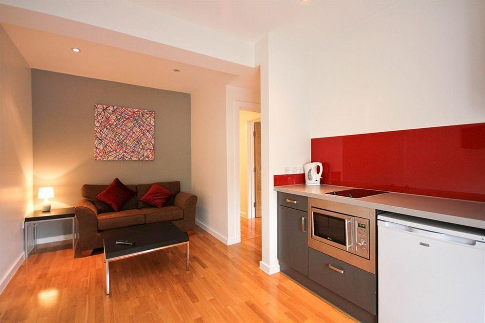Apartment Concept Serviced By Concept *