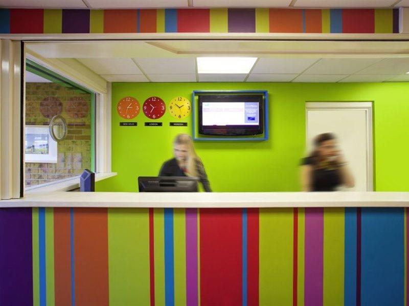 Hotel Ibis Styles Walthamstow 3*