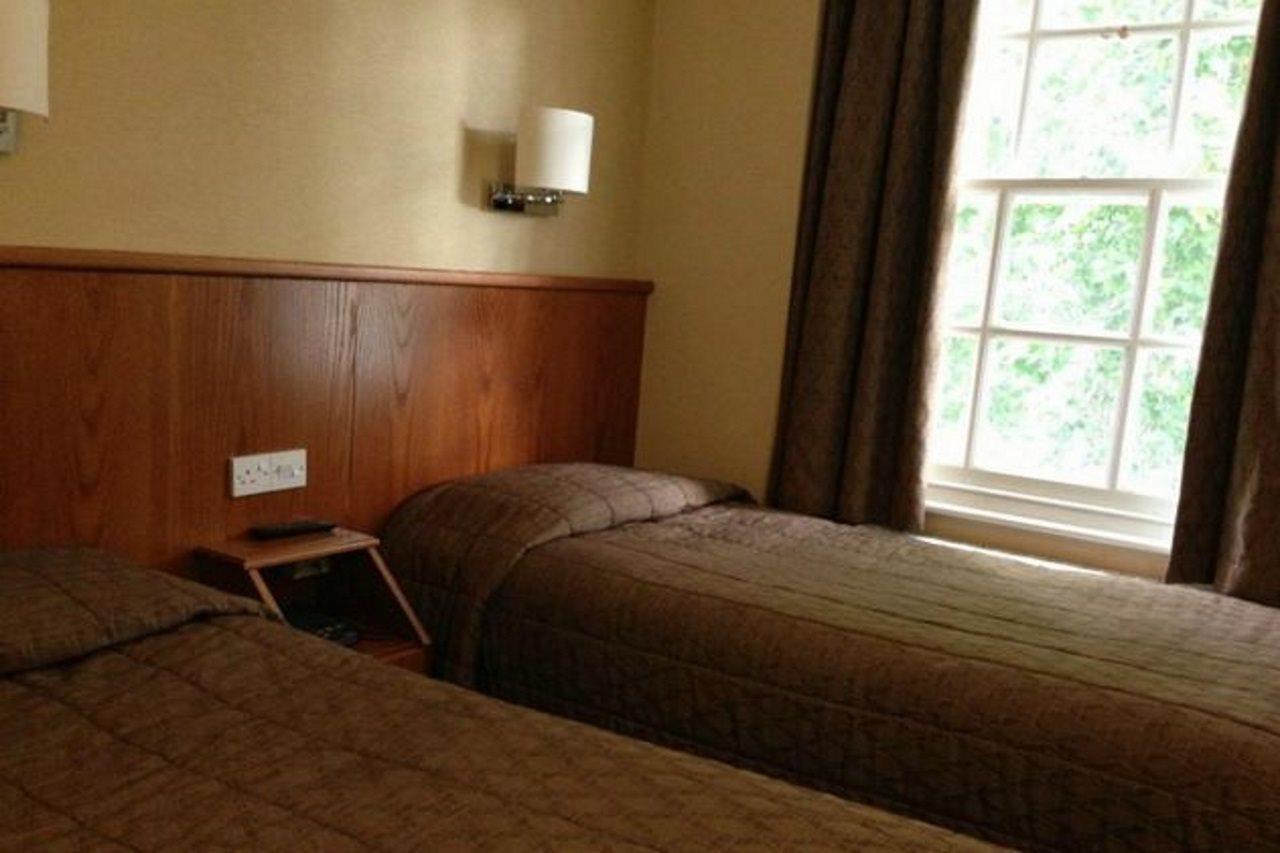 Hotel Orchard 3*