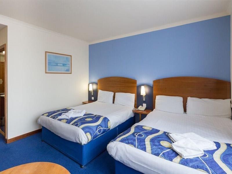Hotel - Wembley International 3*