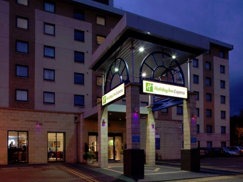 Holiday Express - Wandsworth By Ihg London