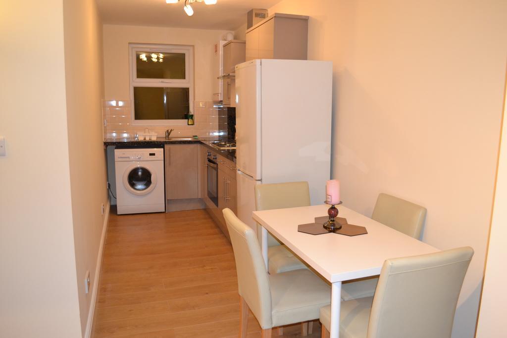 Apartment High Street Service London
