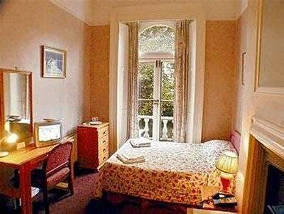 Rose Park Hotel
