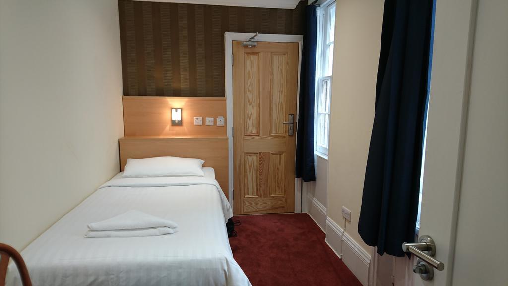 Hotel Mina House 2*