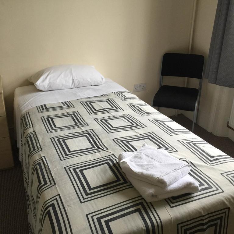 Central London Budget Hotel *