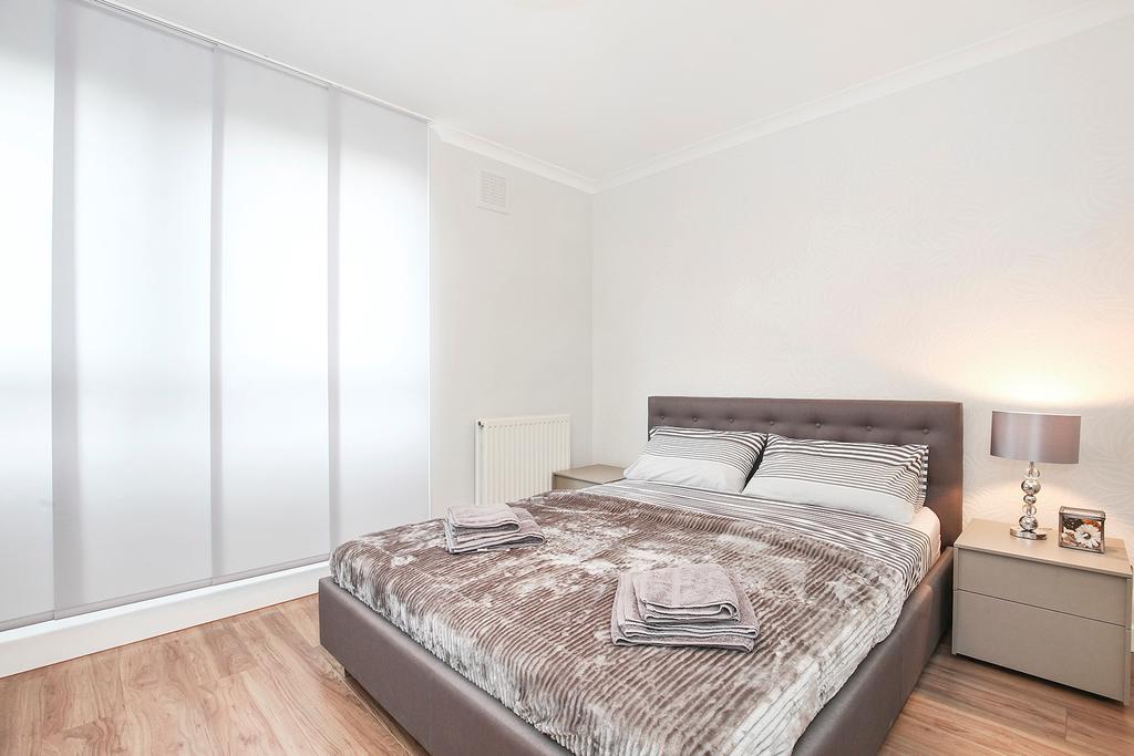 Sach's 2 Bedrooms - No Lift London