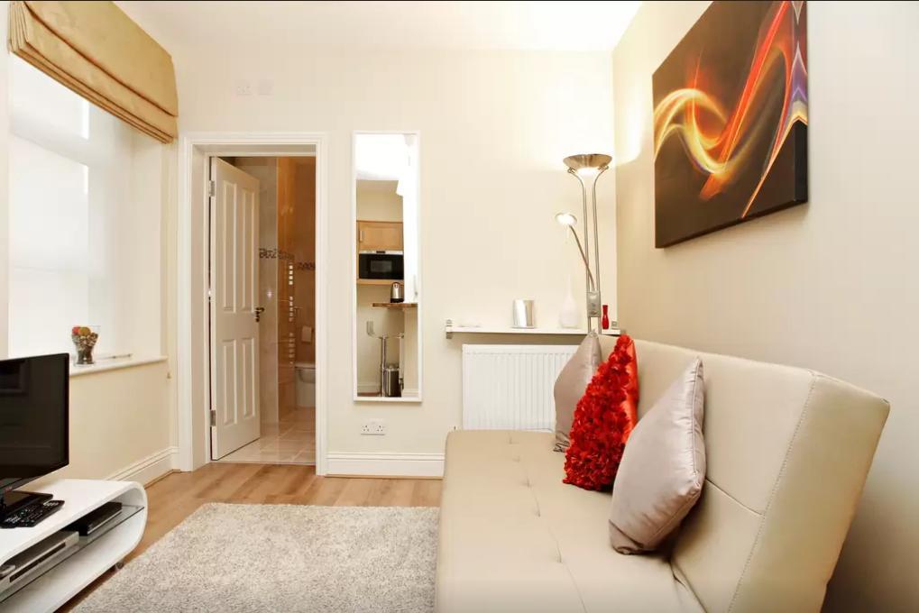 Shq Apartment