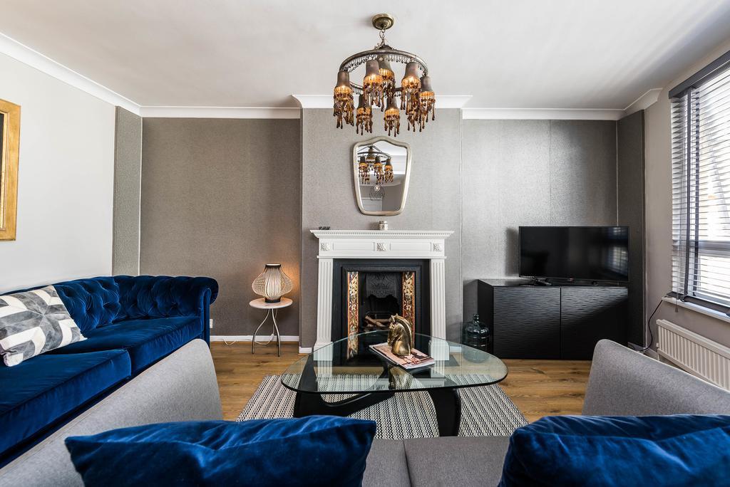 Kensington Mews House *