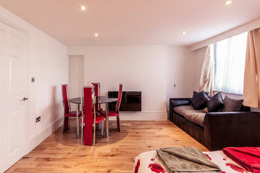 Baker Street Apartamento *