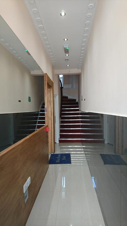 Hotel Mina House