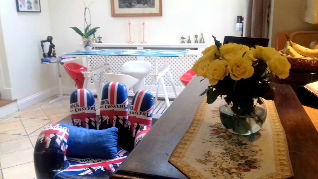 Rue Saint Jacques Bed & Breakfast