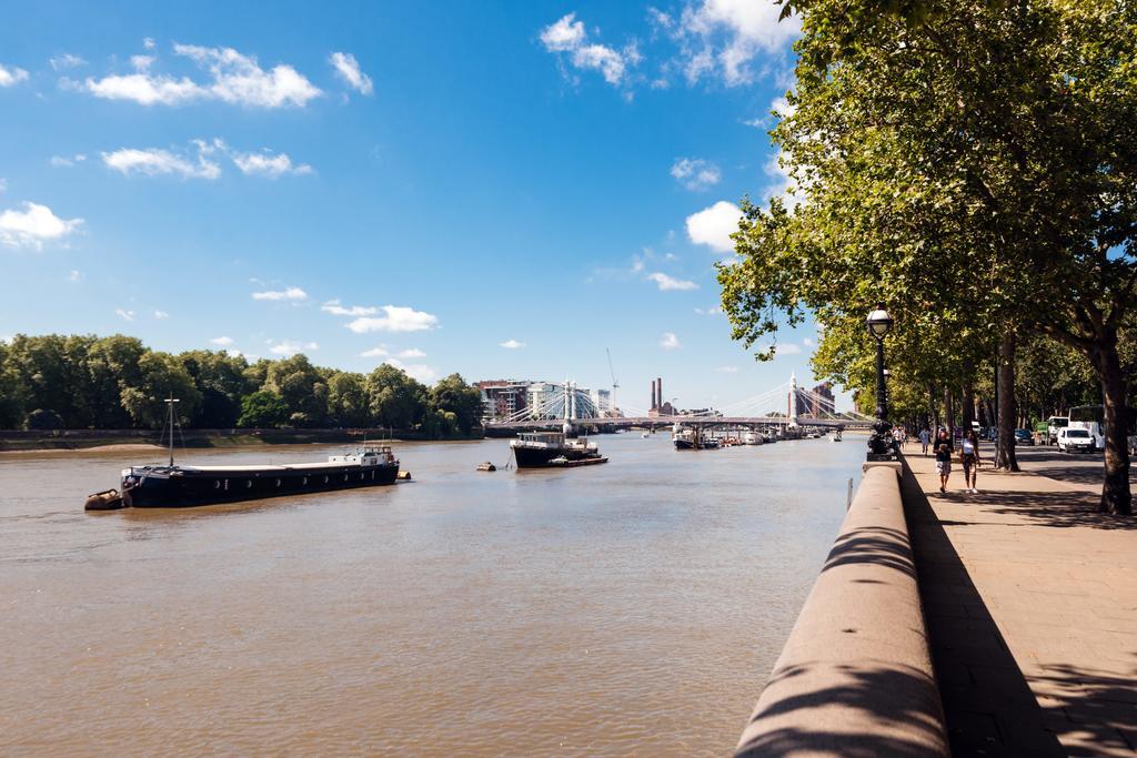 The Chelsea Embankment Ec London