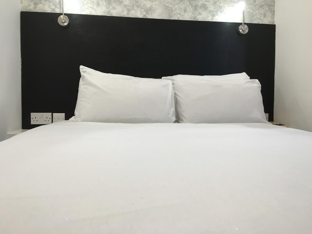Clapham South Dudley Hotel London