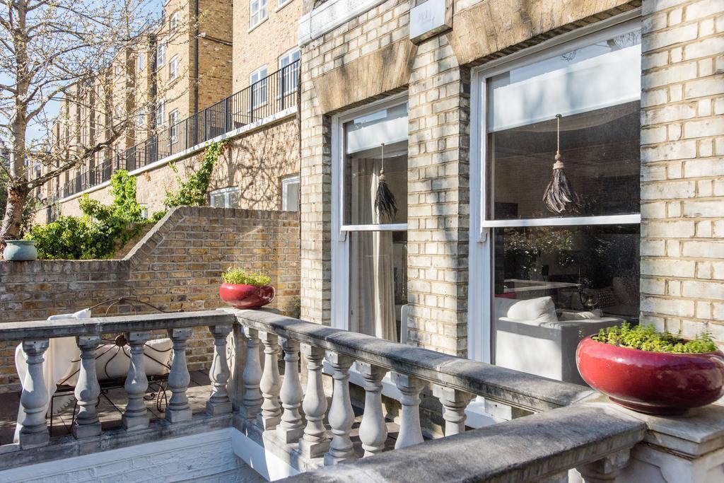 Harcourt Terrace London
