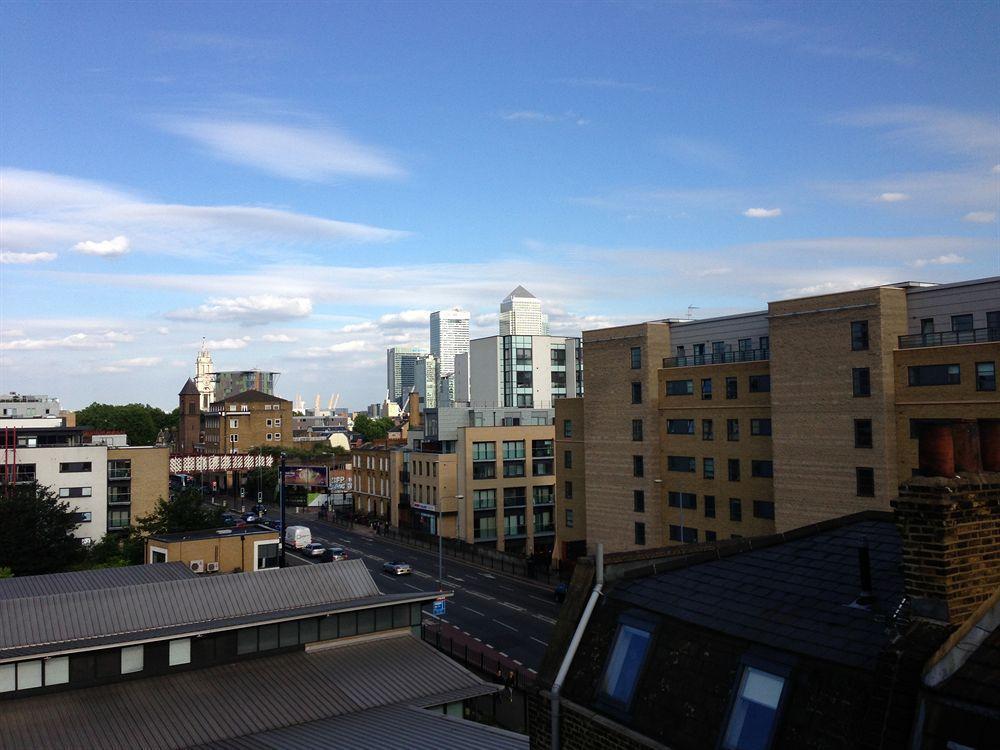 Max Serviced Commercial Road Apartamento Londres