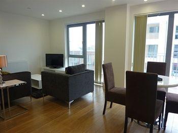 Max Serviced Aldgate, Wilson Tower Apartment *