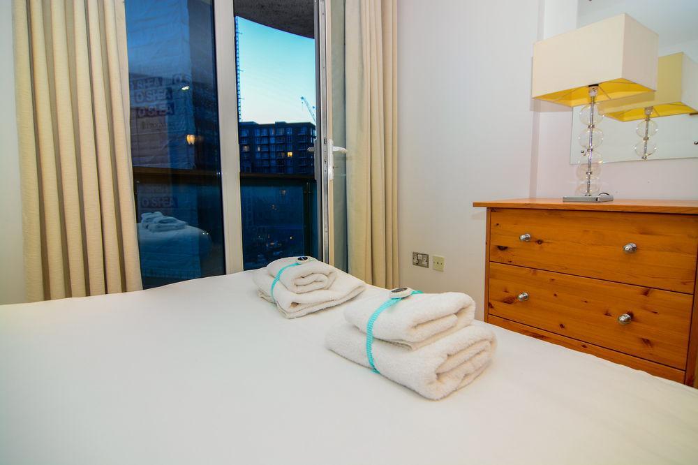 Wharf Tower Apartment *