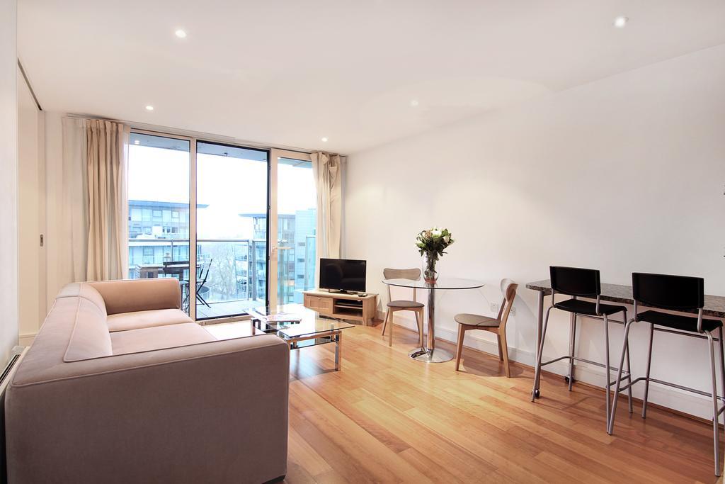 Apartment Lifestyle - Chelsea Bridge