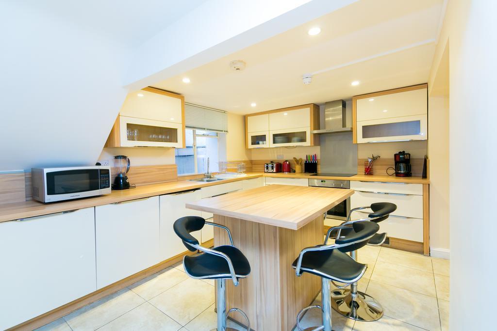 Primestay Baker Street Residences Apartment *