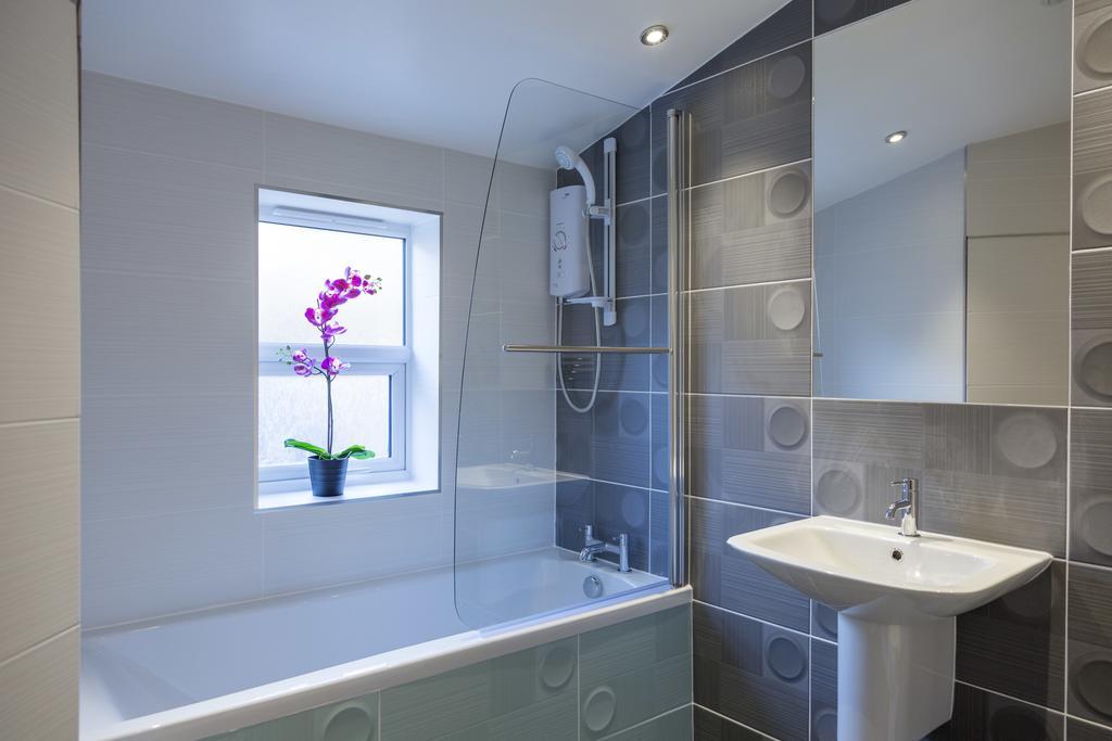 Charming Tower Bridge Apartment *