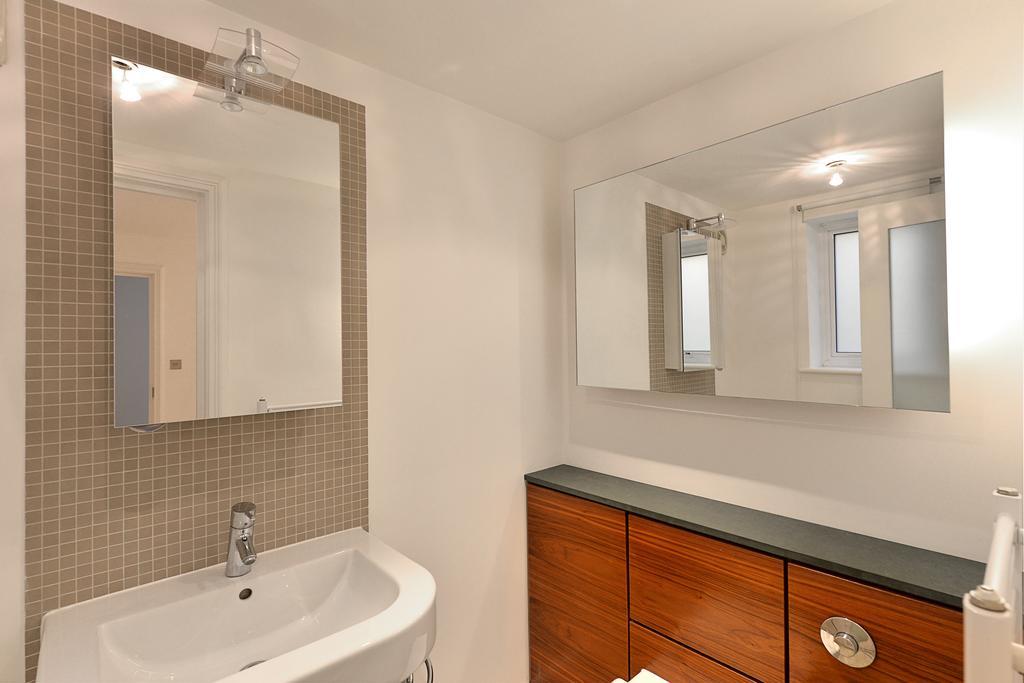 101 Lexham Gardens Apt. 9 London