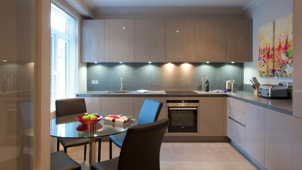 Colwith Road Apartments Apartment *