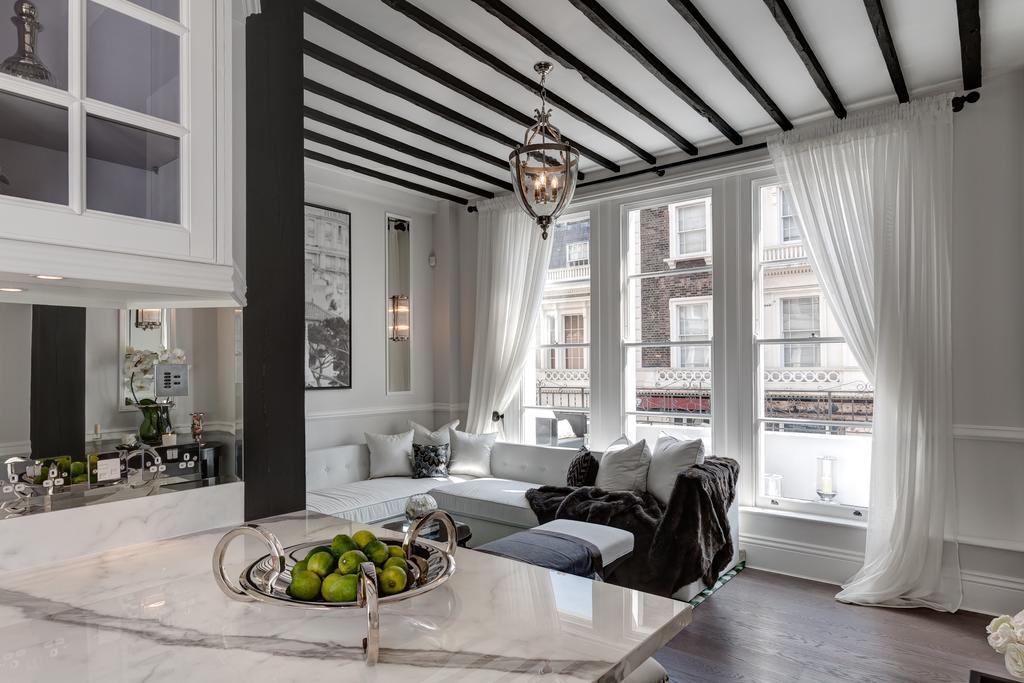 11 Cambridge Street Apartment *