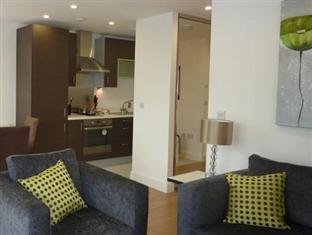 Max Serviced Aldgate, Wilson Tower Apartment *