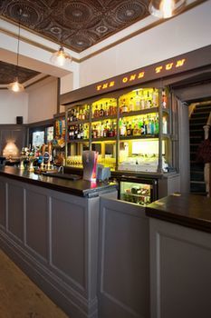 The One Tun Pub & London