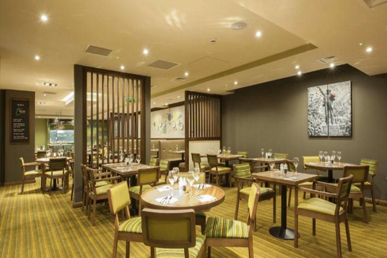Premier Inn London Holborn Hotel