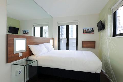 Point A Westminster Hotel London