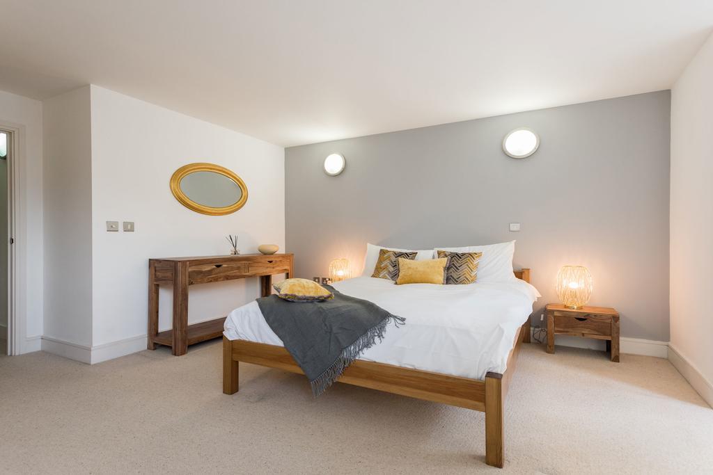 Holiday home Creed 3 Bed Bridge House London