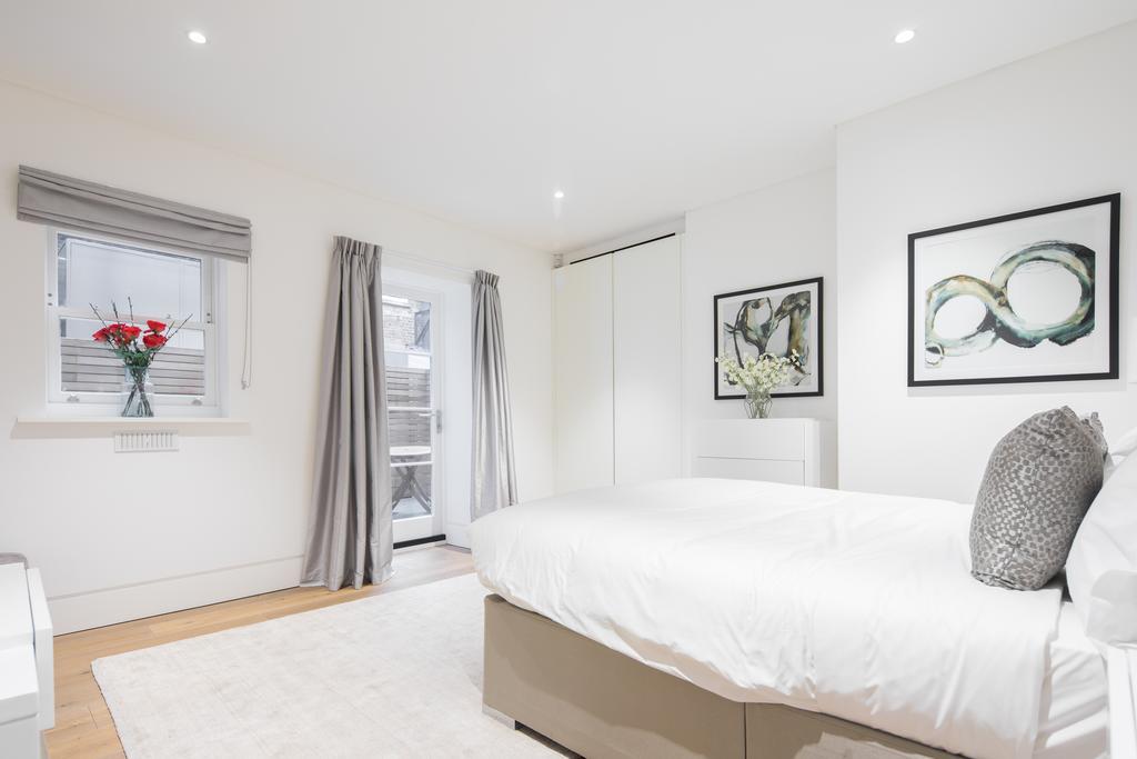 Stunning And Bright - Romilly Street *