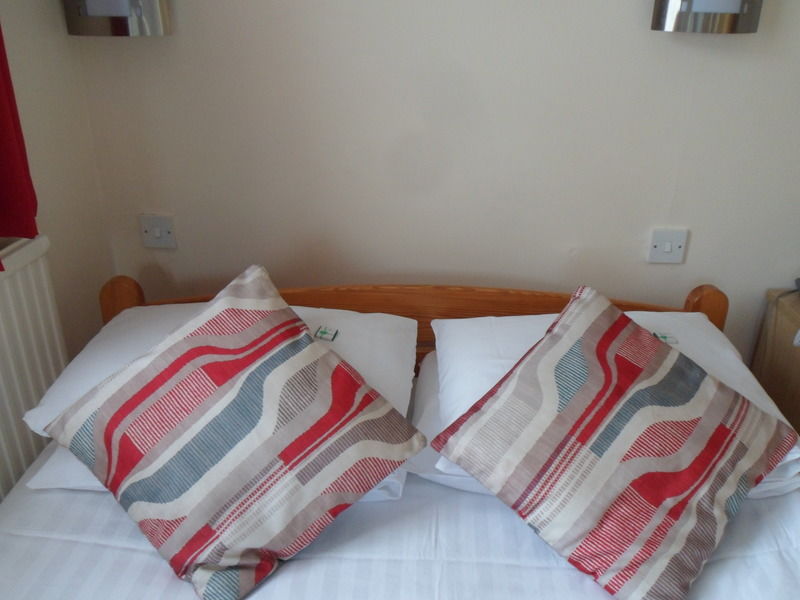Bros Hotel London