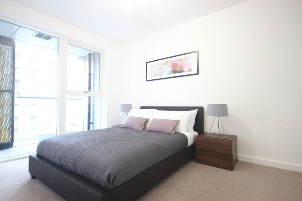 The O2 Waterfront Apartment