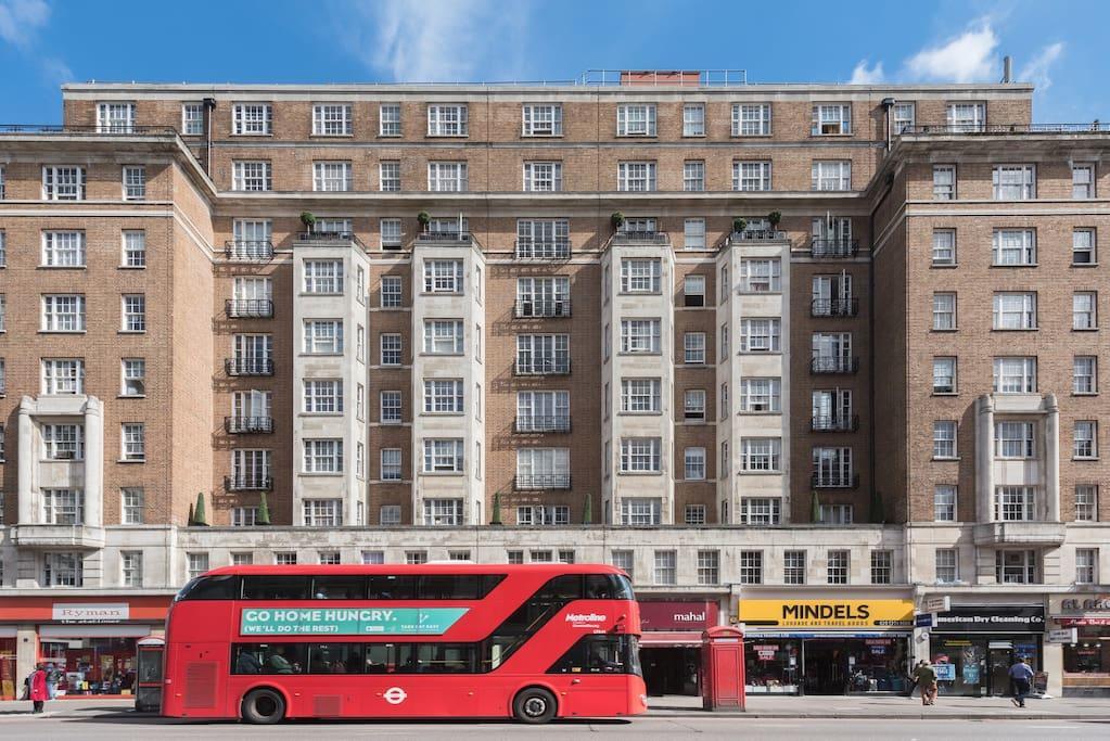Central Forset Court Studio Apartment *