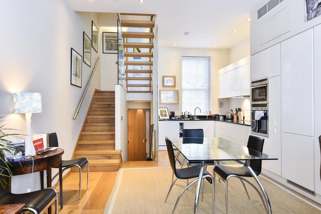 Joivy Elegant 3 Bed Apt With Rooftop Terrace In Pimlico Apartment