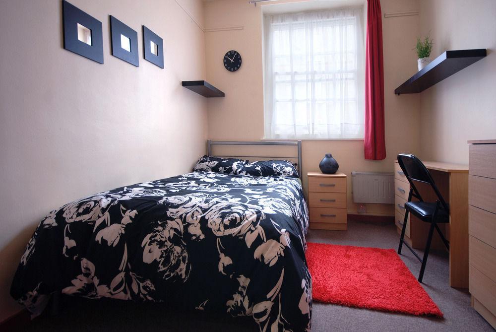 Monopoly Accommodations * London