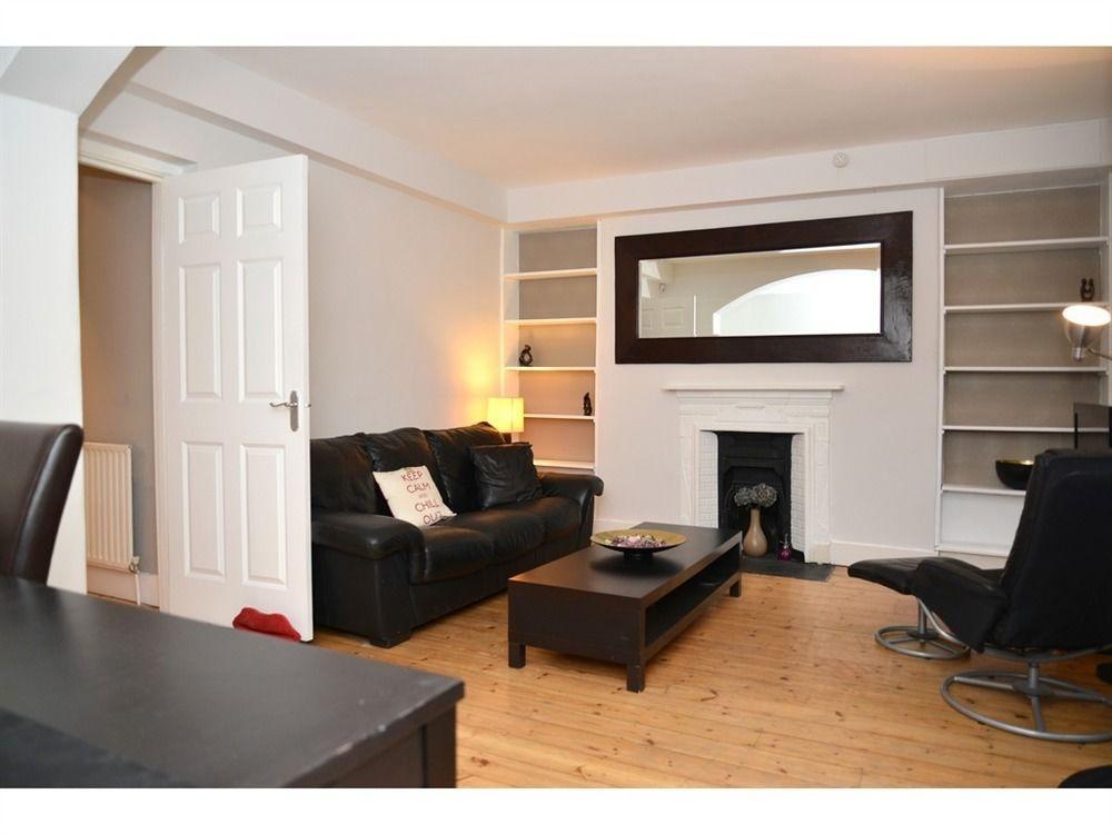 Erlox Hyde Park Apartment *