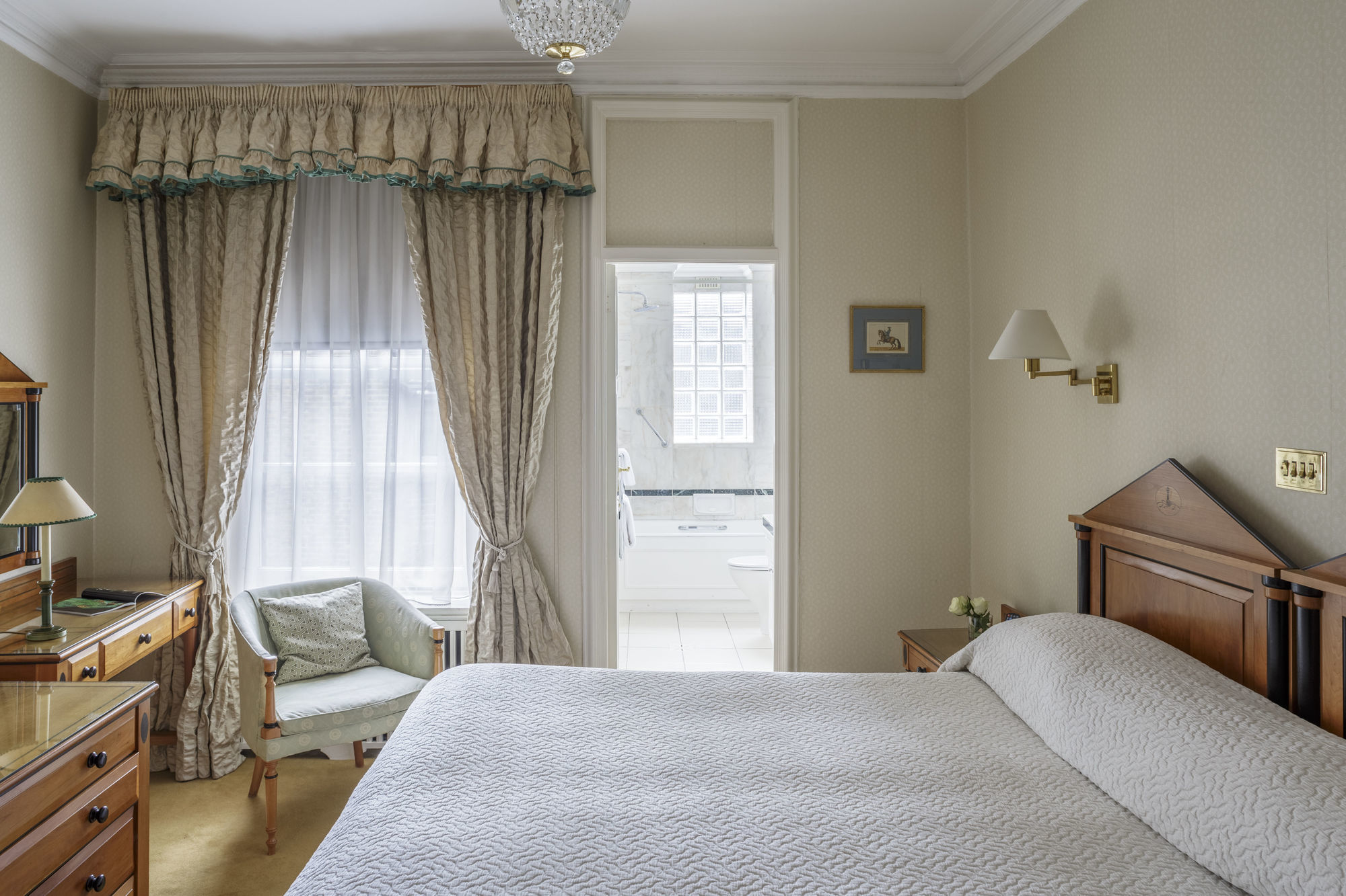 44 Curzon Street By Mansley Aparthotel London